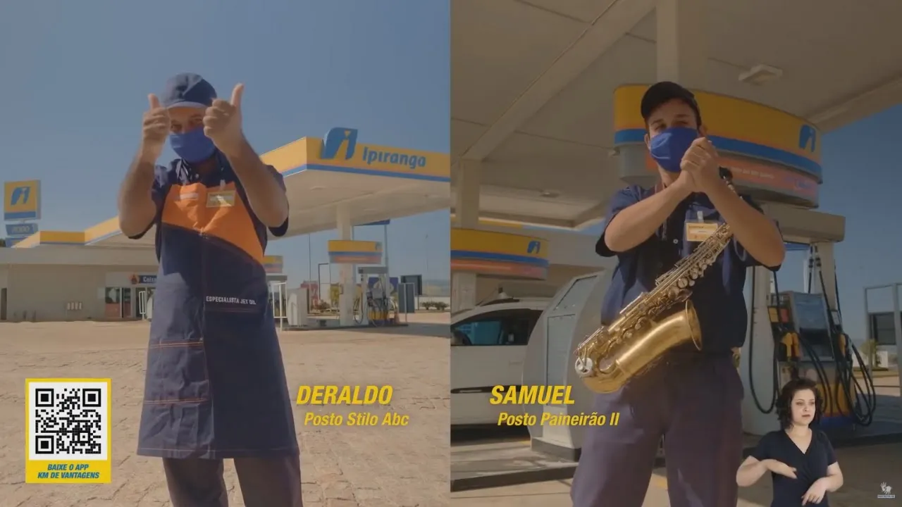 Thumbnail de vídeo do YouTube mostrando 2 frentistas em frente a um posto de gasolina